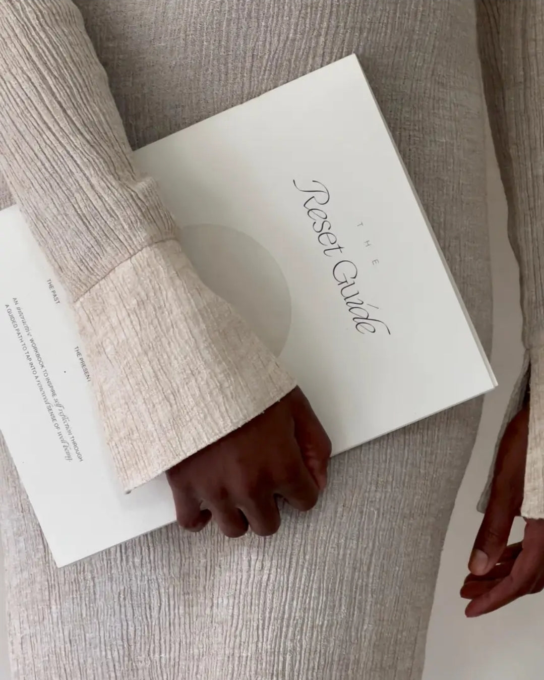 'Desert Mirage' – Arabian Nights-Inspired Luxury Gift Box